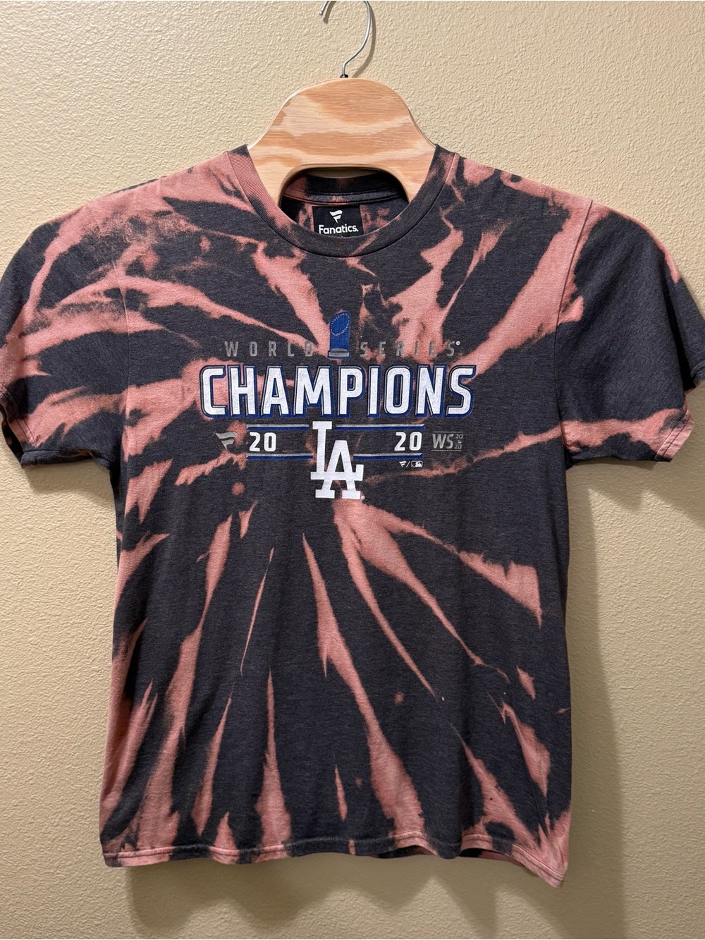 Men’s Medium MLB LA Dodgers Gray 2020 WS Bleached Upcycled Tie Dye Shirt